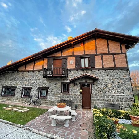Txorienea Rural Villa Ирун Екстериор снимка