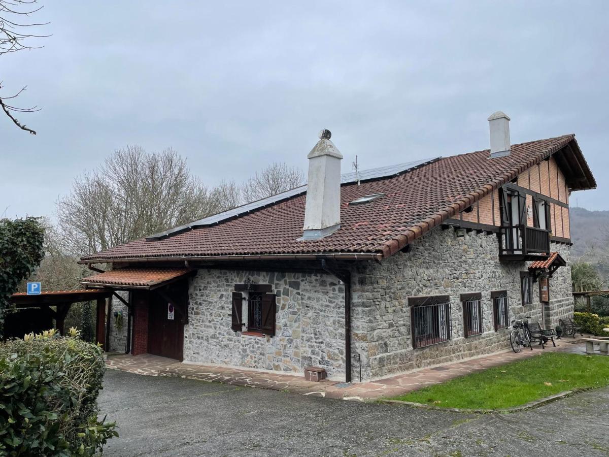 Txorienea Rural Villa Ирун Екстериор снимка