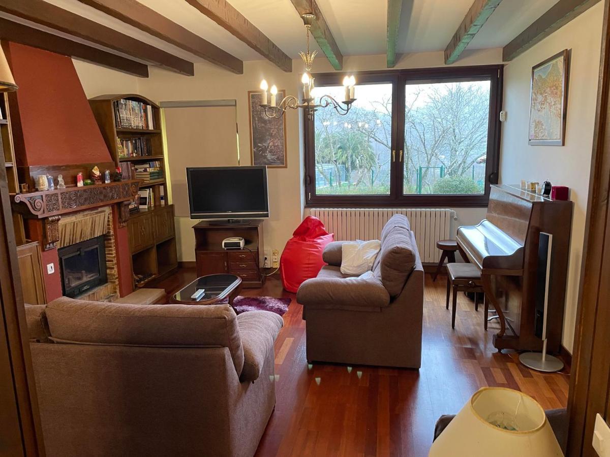 Txorienea Rural Villa Ирун Екстериор снимка